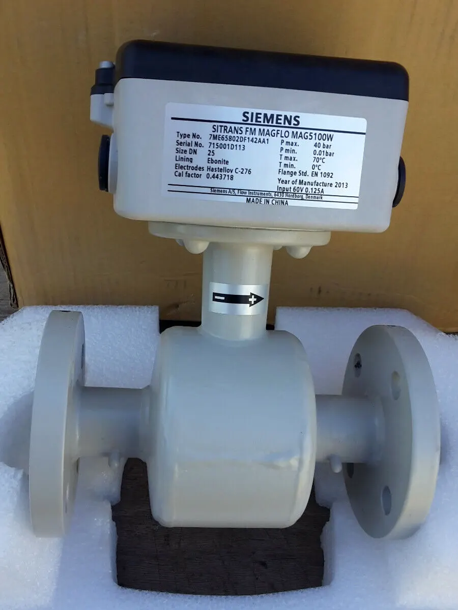 Siemens Flow Sensor F M MAG 5100W DN25