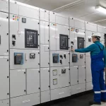 Tầm quan trọng của việc vệ sinh tủ điện tổng định kỳ