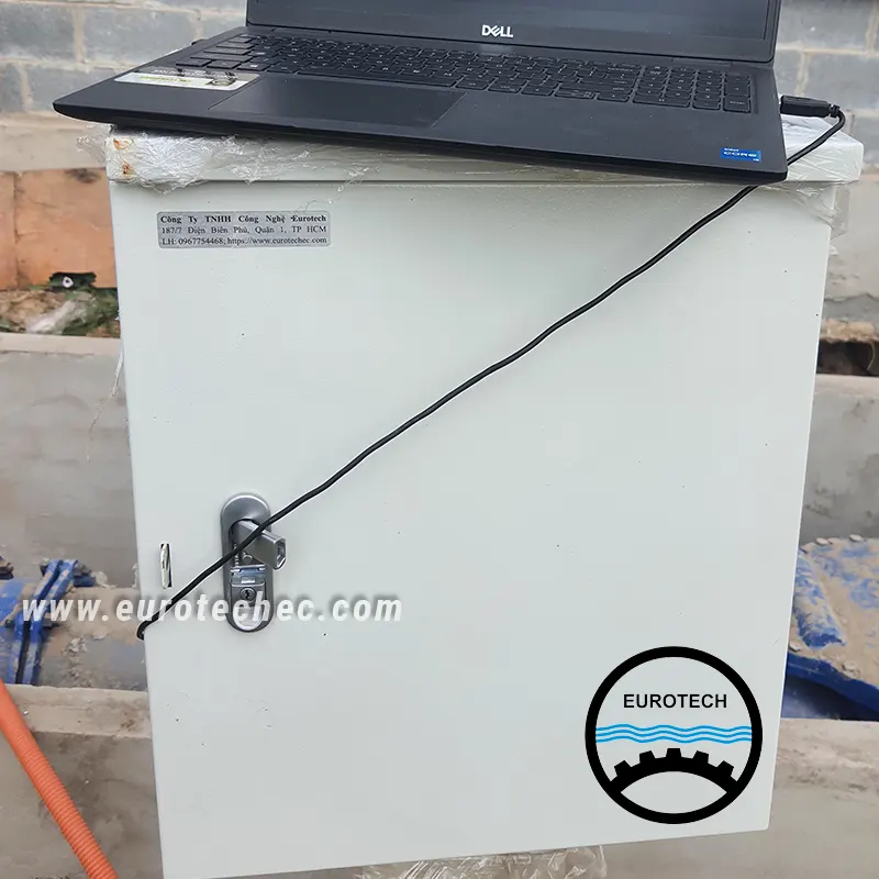 Tủ đồng hồ nước loại kín không mica